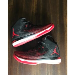 Boys Jordan XXXI “Banned” EUC